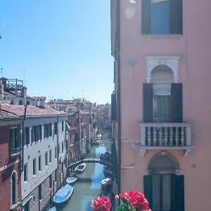 rialto-palace-apartments.hotelinveneto.com/